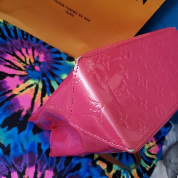 SOLD  Authentic Louis Vuitton Pink Vernis Handbag - Picture 12 of 14